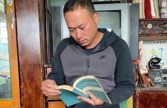 抖音上张同学为什么这么火? 抖音上张同学为什么这么火?